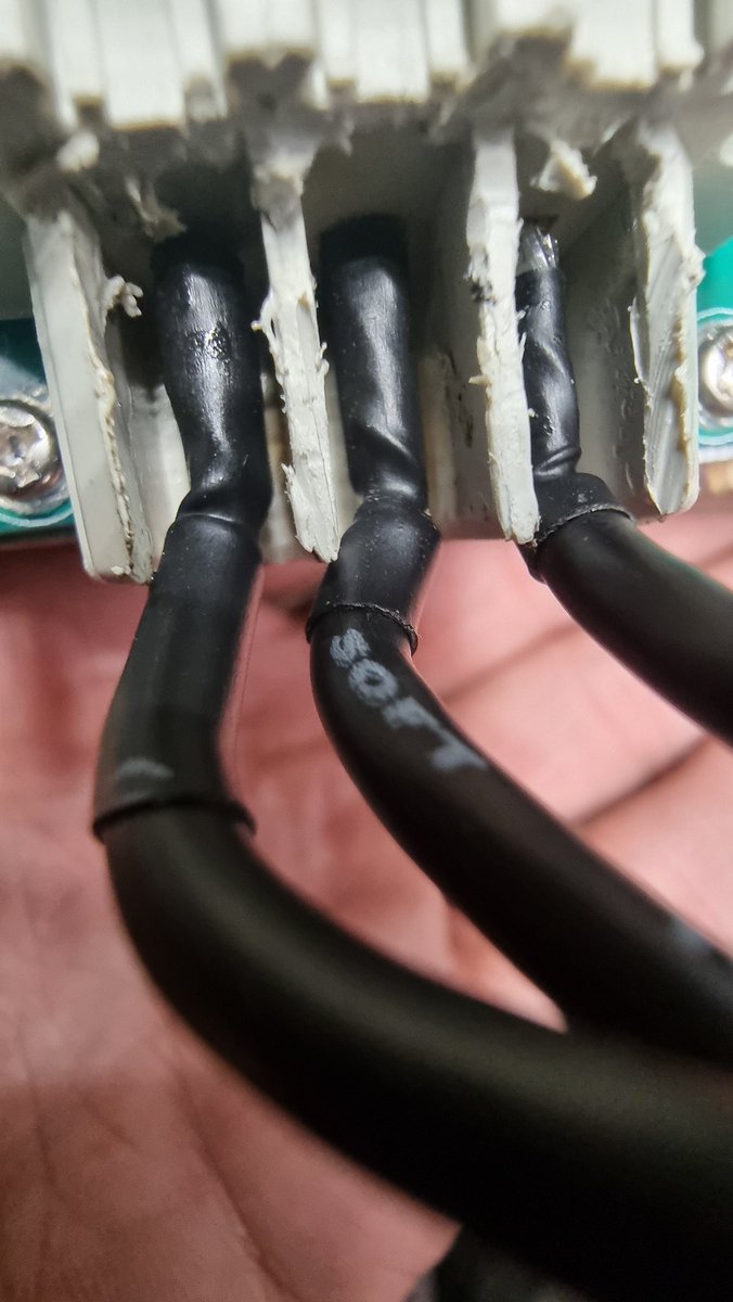 lUkraineLibre's tweet image. All you need is copper silicone cables and previously unattainable values ​​will be achieved.

I focus solely on getting the most out of my time and skills.

#AMP