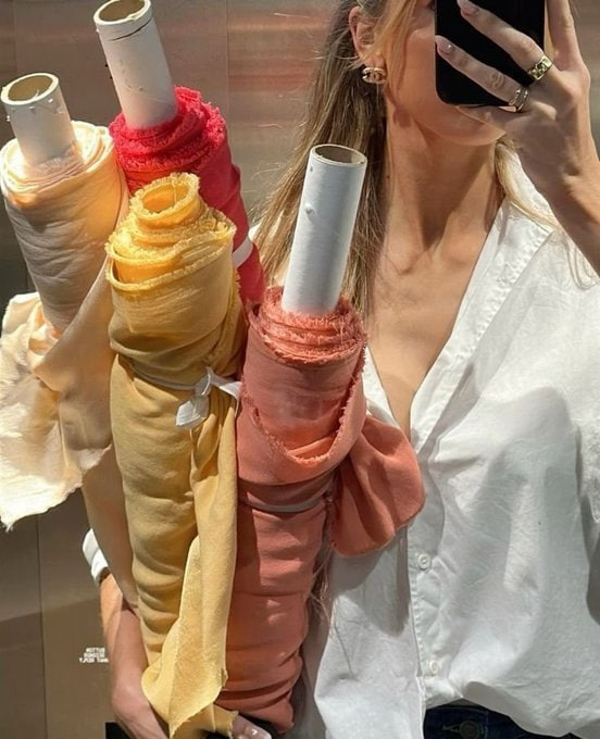 nancyann_02's tweet photo. ✨Fashion design is storytelling through fabric, color, and form each stitch a narrative, each silhouette an emotion. Let’s celebrate the creativity shaping our world!  💡 https://t.co/iGJWdzO3Fn