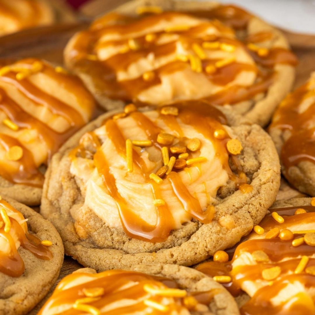 soulfullymade_'s tweet image. Soft, chewy, and full of butterscotch and caramel flavor, these Harry Potter Butterbeer Cookies are pure magic! 🍪✨ Perfect for any cozy baking day.
👉 soulfullymade.com/harry-potter-b…

#Cookies #BakingFun #SoulfullyMade