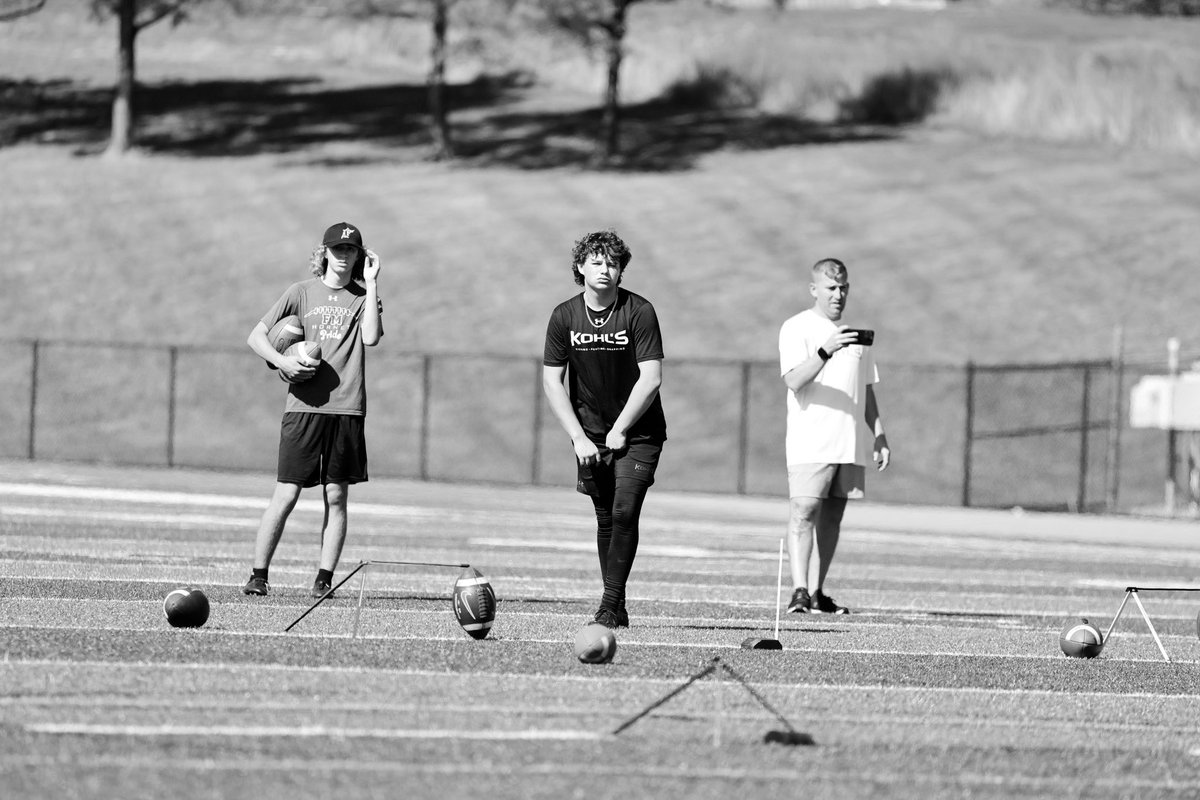 Great Kohls Mini Camp Today In Syracuse With <a href="/97RyanJones/">Ryan Jones</a> I Got Lots Of Good Reps In And Learned A Lot! Thank You <a href="/sportzwireLLC/">SportzWire</a> For The Photos 
<a href="/CBASyrFootball/">CBA Syracuse Football</a> <a href="/KohlsKicking/">Kohl's Kicking Camps</a> <a href="/KohlsHighlights/">Kicking, Punting, Long Snapping Highlights</a>