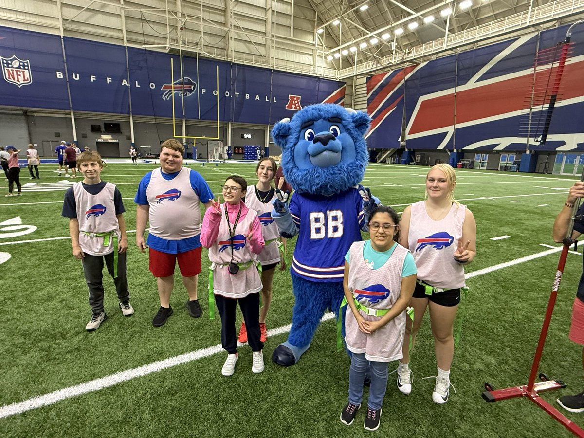 SweetHomeFlag tweet media