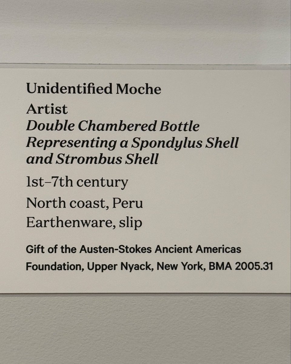 ArtHistAnimalia's tweet photo. #TwoForTuesday :
Double Chambered Bottle
Representing a Spondylus #Shell and Strombus Shell
Moche culture, North coast Peru, 1st-7th c.
Earthenware, slip
On display at Baltimore Museum of Art (2005.31)
#IndigenousArt #AndeanArt #PeruvianArt #Mollusks https://t.co/QlP3eKDpEo