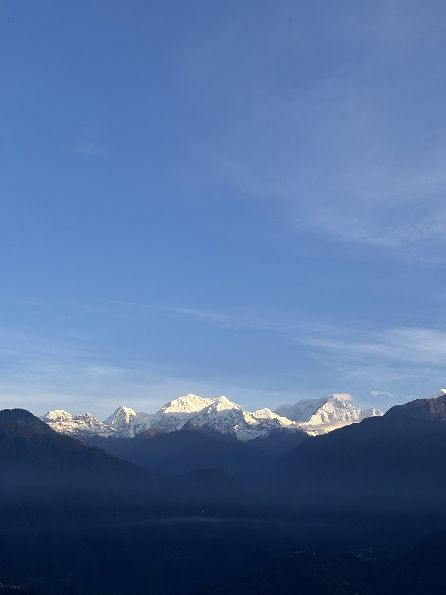 subedi_jeena's tweet image. Mt. Kanchenjunga as seen from #Pelling #Sikkim