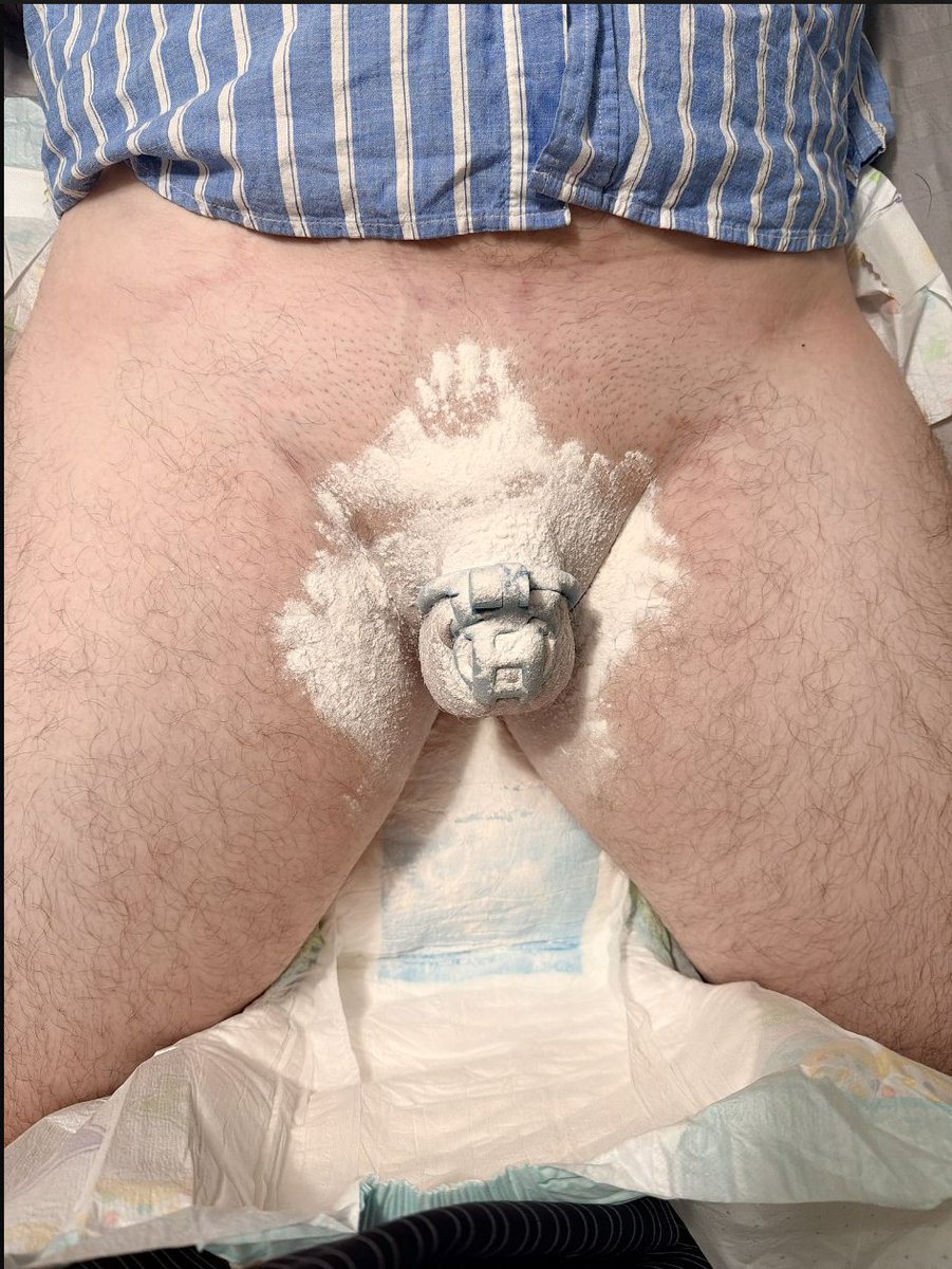 day 7 of locktober!

#abdl #diaperboy #chastity #locktober