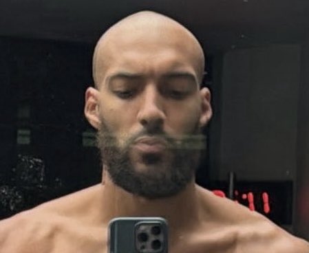 pepperoni tony (@ch0ball) on Twitter photo 