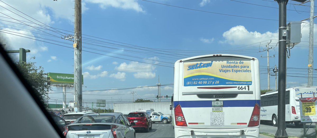 <a href="/angelcharlsmty/">Angel Charles</a> <a href="/nuevoleon/">El Gobierno de Nuevo León</a> Sobre todo con la ampliación de Ruiz cortinez rumbo a dulces nombres que hasta estando en verde no puede avanzar uno <a href="/VecinosBA/">Vecino Bello Amanecer</a> <a href="/municipiodegpe/">Guadalupe Gobierno Municipal</a>