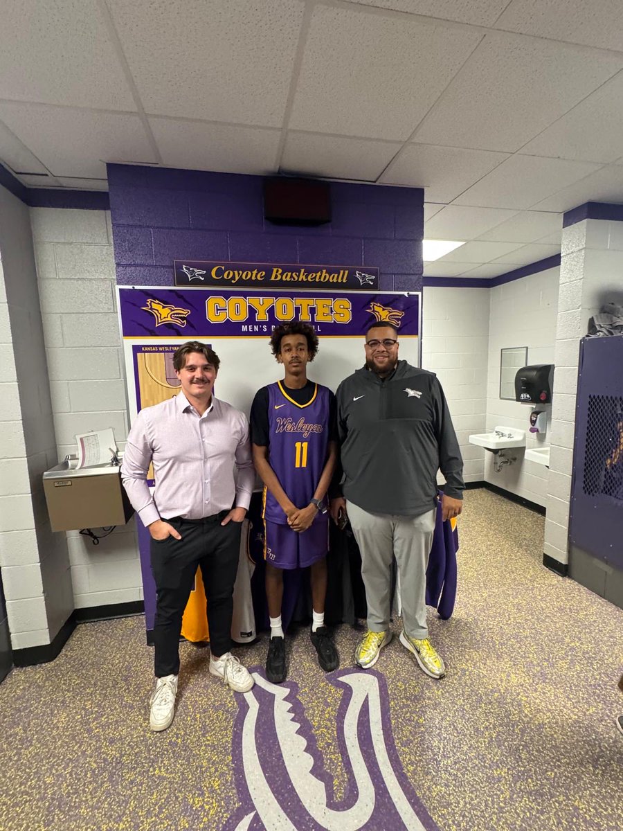 After a great visit and conversation with <a href="/CoachMurdock4/">Jordan Murdock Sr.</a> and <a href="/braydenjwhite/">Brayden J. White</a> I’m blessed to receive my 4th offer from Kansas Wesleyan University. Thank you for believing in me! #AGTG <a href="/Sdb___32/">Shandon Boone</a> <a href="/OEHoops/">Olathe East Boys Basketball 🏀</a> <a href="/KWUMBB/">Coyote Basketball</a> <a href="/RL_HoopsKS/">RecruitLook Hoops Kansas</a> <a href="/KCKElite/">Kansas City Kings Elite</a> <a href="/recruiting_apex/">Troy Cagle | College Recruiting Coach for Parents</a>