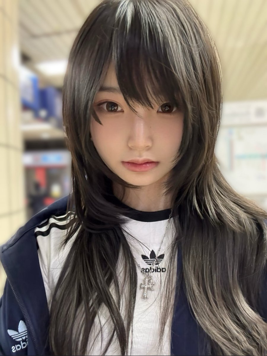 ひな🎀AV女優 tweet media