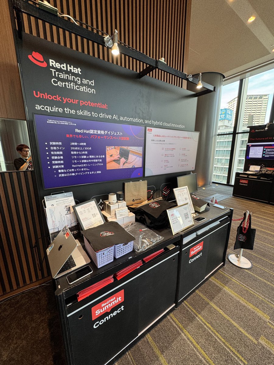 lab8010's tweet photo. Red Hat教育部 は部署名が Global Lerning Servicesです
本イベントでのブースはブースGで認定資格やトレーニングに関する情報をお届けしています
是非お立ち寄りください!
#RedHatではじめよう
#RedHat
#RedHatSummitConnect
#サミコネ東京