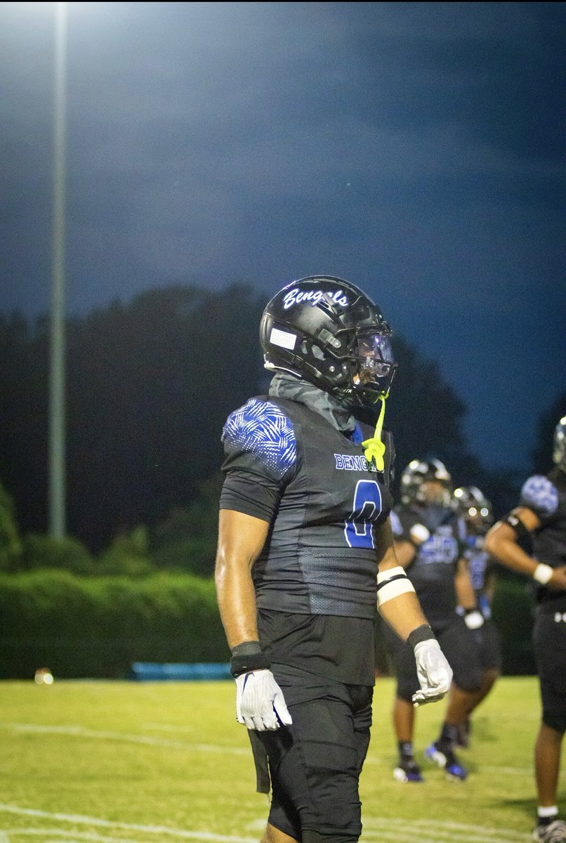 Victor Downing (@coachvicdowning) on Twitter photo <a href="/_Blake_Football/">Blake Bengals HS Football</a> 
DJ Queen <a href="/1luldjj/">DJ Queen Jr</a> 
c/o 2026
LB/RB
Ht: 5β11 Wt: 205 lbs
hudl.com/v/2Sqnsp <a href="/_Blake_Football/">Blake Bengals HS Football</a> 
DJ Queen <a href="/1luldjj/">DJ Queen Jr</a> 
c/o 2026
LB/RB
Ht: 5β11 Wt: 205 lbs
hudl.com/v/2Sqnsp