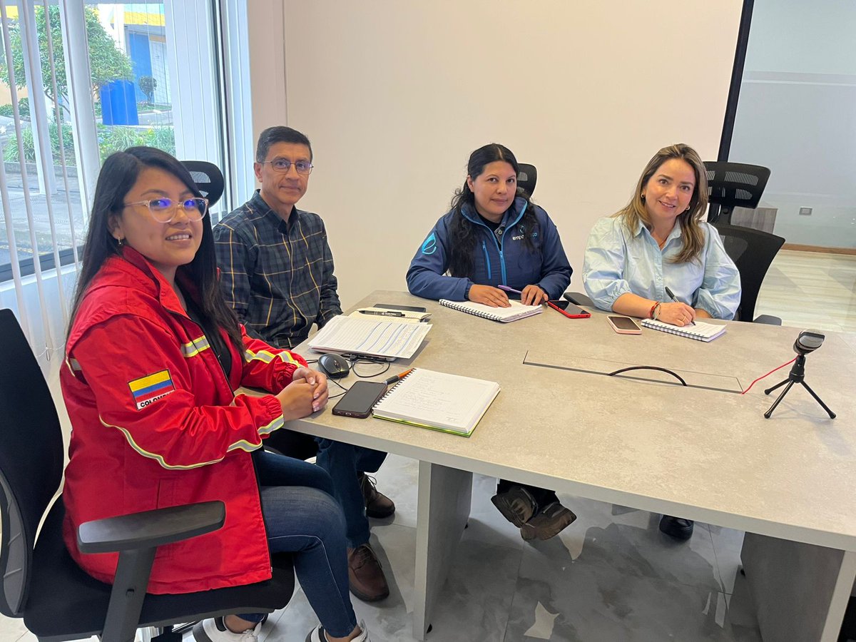 🫱🏻‍🫲🏼 Unidos por la seguridad y el bienestar de nuestra comunidad 🏘️

Reafirmamos nuestro compromiso con la prevención y atención oportuna de emergencias.

✍🏻 Suscribimos con <a href="/Empopasto/">EMPOPASTO S.A. E.S.P</a> el Convenio de Ayuda Mutua para fortalecer la cooperación entre empresas del sector.

#Pasto #SST