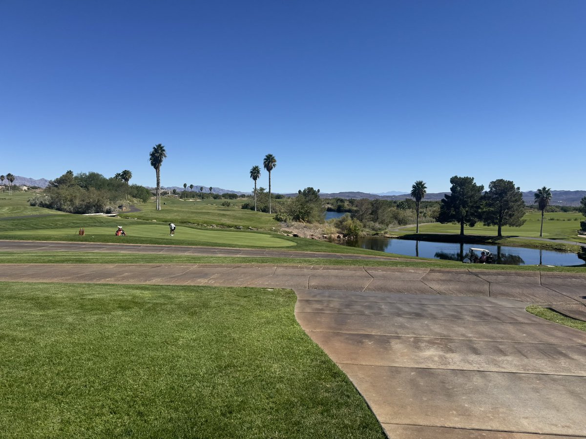 michaelleotta's tweet photo. Fun week in Vegas at the NCAA Championship Preview. Boys closed strong with the best round of the day 274 (-14) and tied the program record. https://t.co/UbOSEaBusj