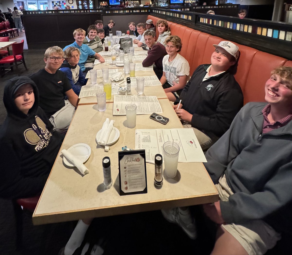 A little team dinner night before regionals!!
Go Glads🎾💛💜