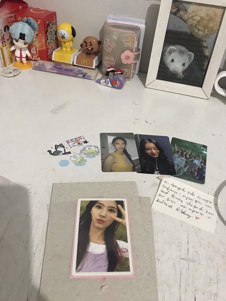 strawbsana's tweet photo. feedback super positivo para a @leeluey ! Super educada, chegou o pc certinho e com varios brindes! ‘ 💞💞💞 https://t.co/LebFiv7FzX