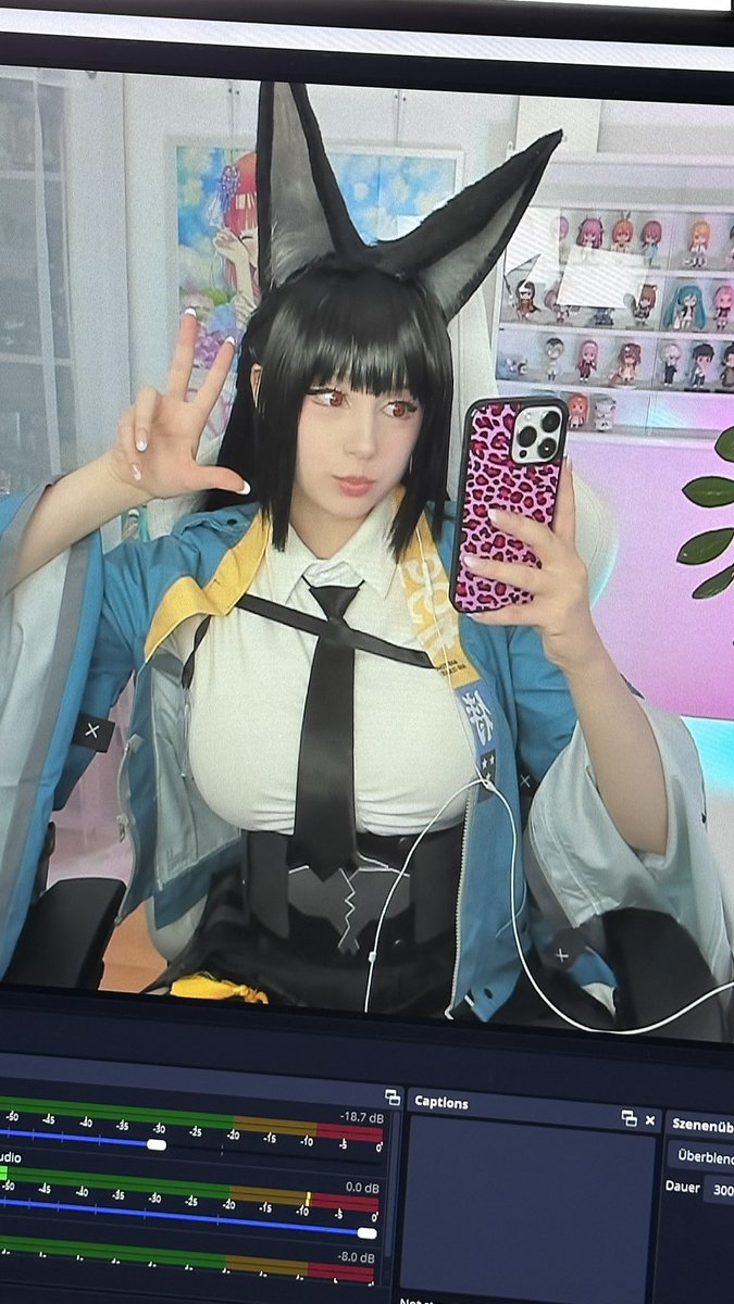 Hiii I’m live as Miyabi and we’re reacting to your talents hobbies on stream 🥳🫶🏻 twitch.tv/upminaa