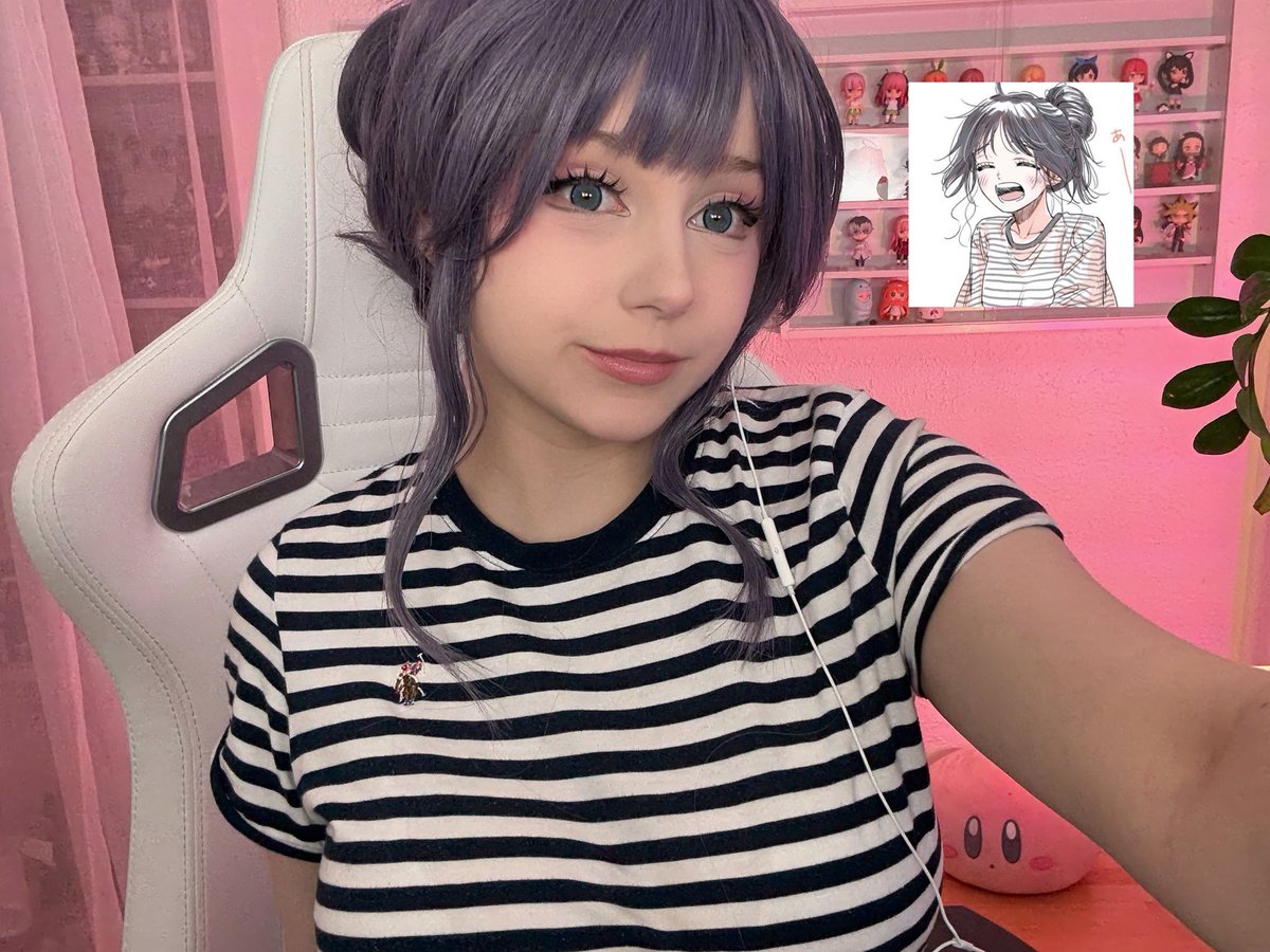 Live as Waguri! 
Building Legos and reacting later 🍰🤍 twitch.tv/upminaa