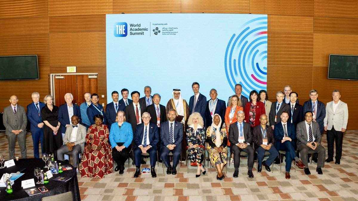 david_garza's tweet image. Participé en el THE World Academic Summit 2025, evento más importante del año de @timeshighered, con la asistencia de +600 académicos de 65 países, entre ellos 60 presidentes de universidades, en @KAUST King Abdullah University of Science and Technology Arabia Saudita. Fui…