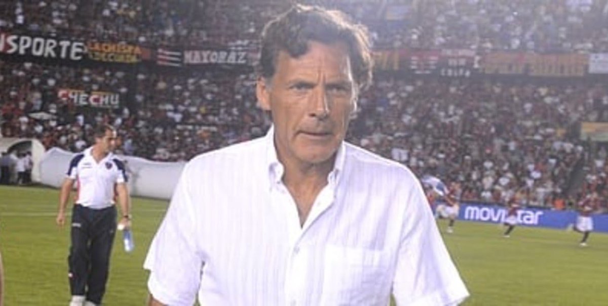 Desde el Club Atlético Colón, te deseamos muchas fuerzas Miguel, todo el pueblo Sabalero está con vos❤️🖤