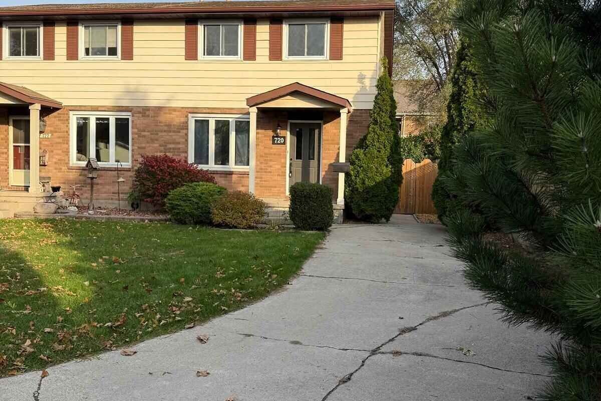 walker_brad's tweet photo. After a period of uncertainty and cautious activity, Canada’s housing market showed signs of renewed activity in August 2025. August 2025 brought a combination of rising sales, expanding inventory, and relatively stable prices. https://t.co/xTepmPT4jI https://t.co/tlKtqPTrmo
