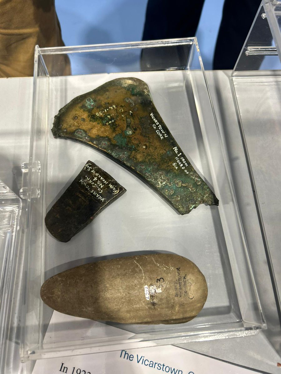 CensusConnecti2's tweet image. Bronze Age axe heads found in #Inniscarra in 1923 on display at the Inniscarra Historical Society Journal Launch tonight. Great turnout for the artefacts brief stay at home ✨️