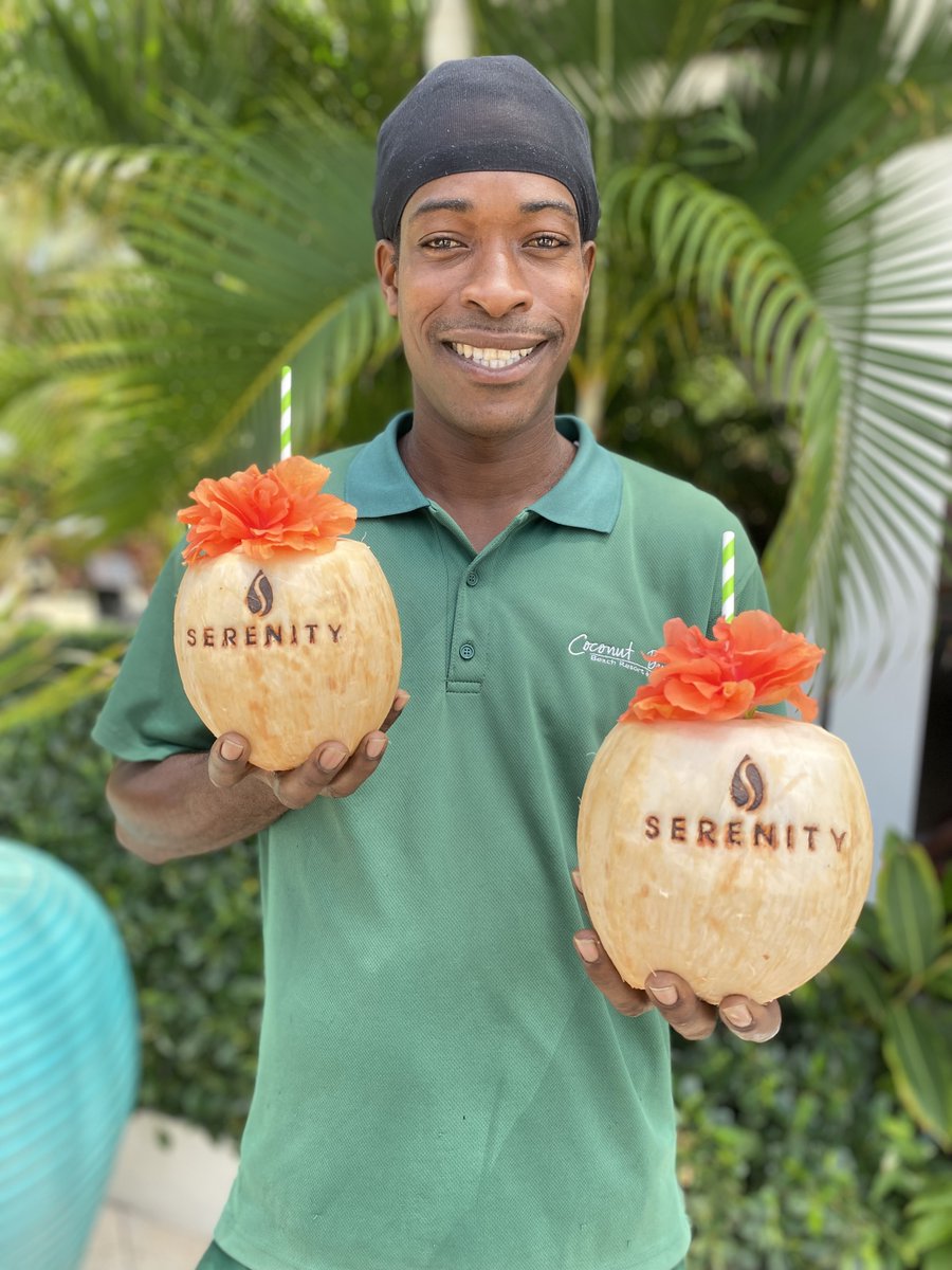 We love hearing about your experiences with our staff. Have a memory you want to share? Drop it below in the comments or consider leaving us a review! 💙 #TestimonialTuesday