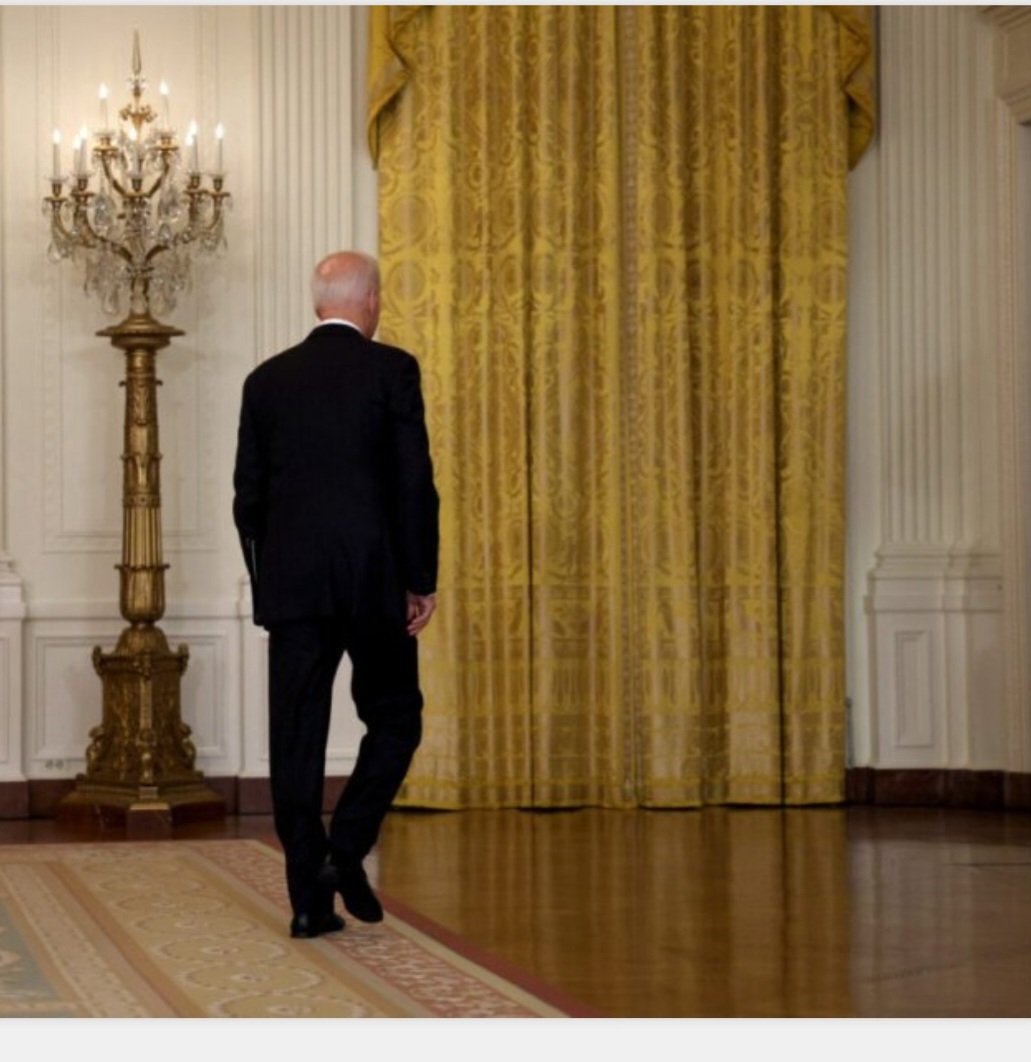 TracyRuslair's tweet image. The End.  
Nothing but blank pages in-between.