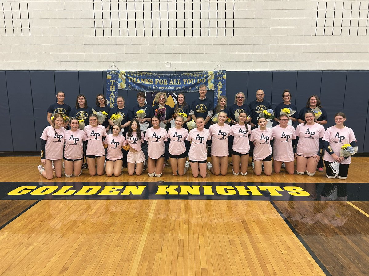 AP_Athletics's tweet image. The girls volleyball team held their Teacher Appreciation Game today. 
#WinnersInThe3Cs
#AP_EveryStudentEveryDay