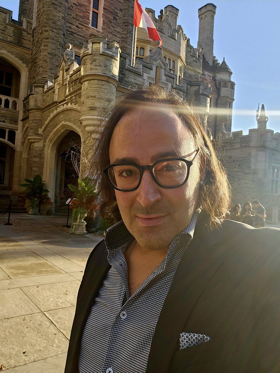 A night performing at the castle! #Casaloma
<a href="/CasaLomaToronto/">Casa Loma</a>