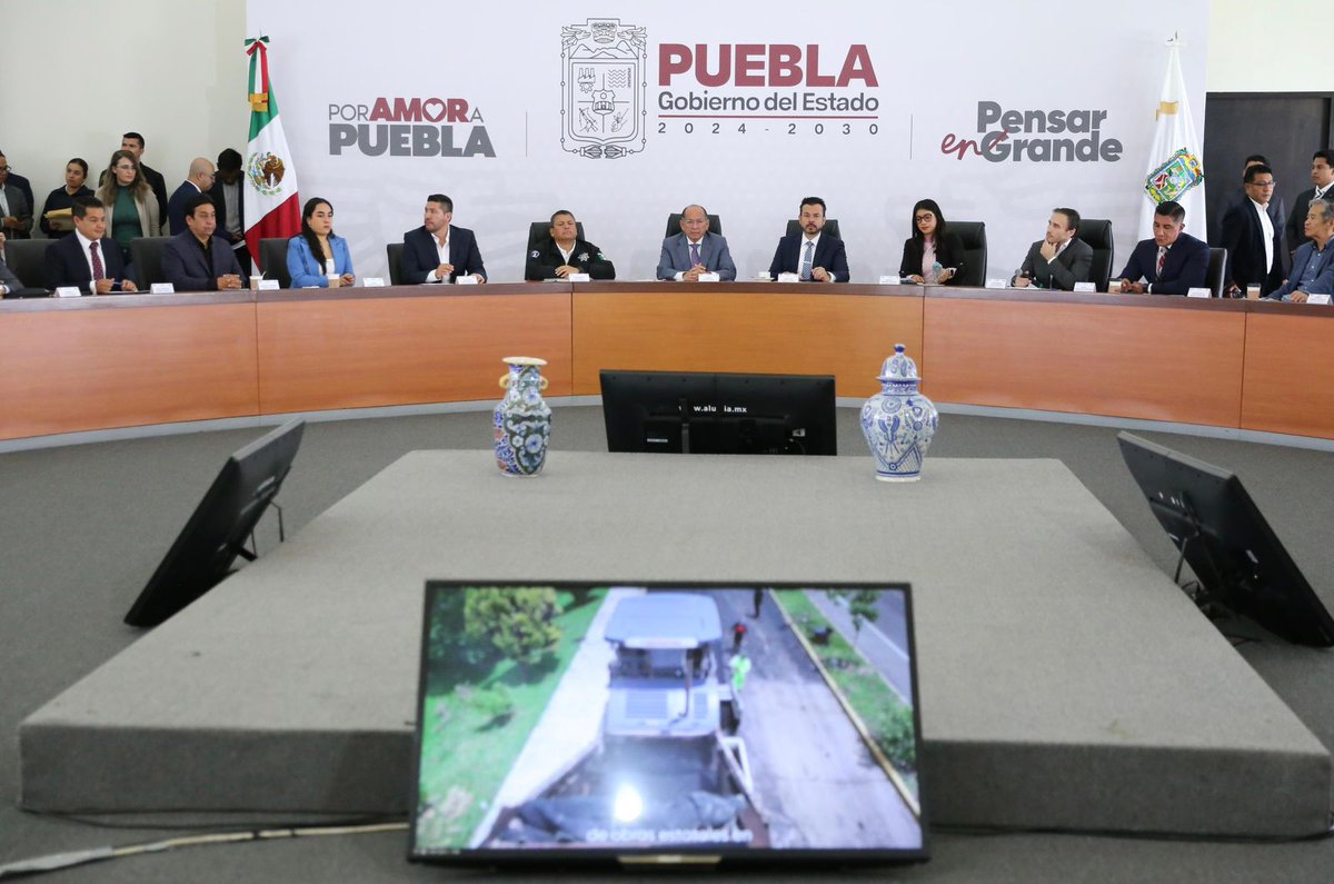 Con aplicación correcta de recursos y ahorro del 68%, en Puebla Capital se rehabilitan 1,200 calles <a href="/armentapuebla_/">Alejandro Armenta</a> - gobiernosmexico.com.mx/gobiernos-esta…