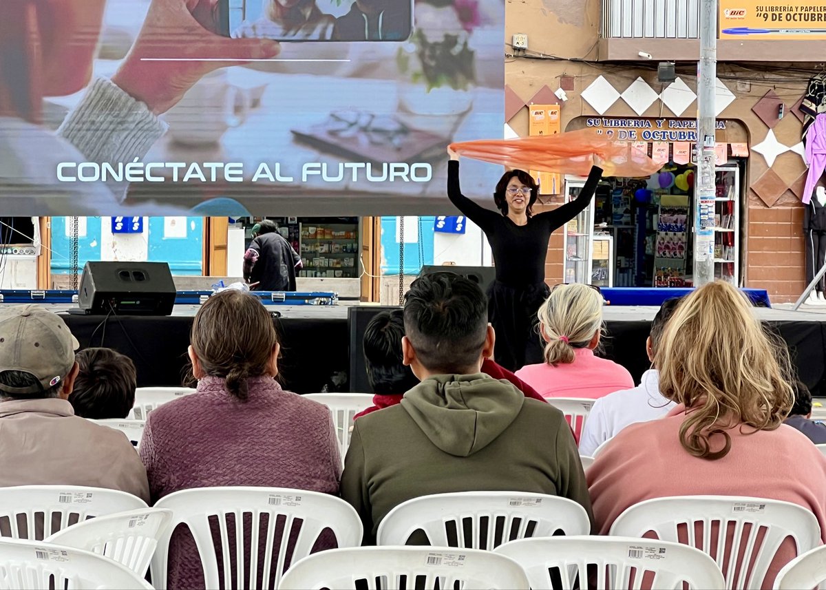 En la plaza cívica del mercado 9 de Octubre, nuestro Circo Social llenó de alegría, color y talento a las familias cuencanas.

Este evento reflejó el compromiso de la actual administración de acercar sus servicios, impulsando el bienestar y la integración social.

<a href="/czamoramatute/">Cristian Zamora M</a>