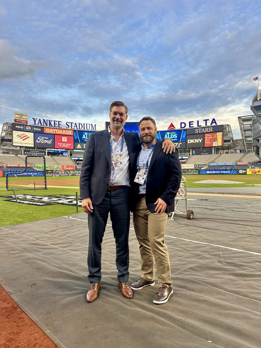 davidwlawrence1's tweet image. ALDS game 3 with Dr Smith. @BlueJays @Yankees @MLB