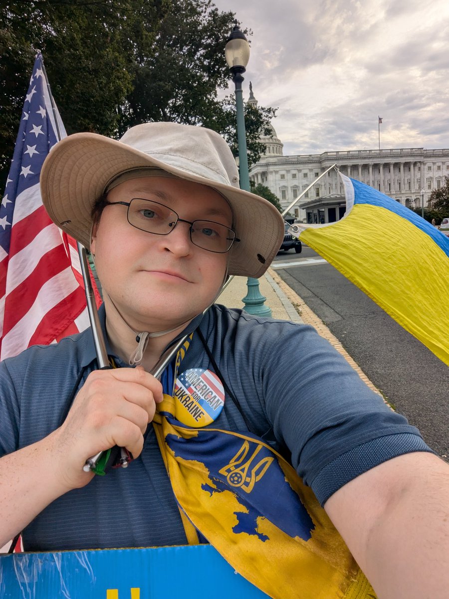 Ukraine Rally DC ๐บ๐ธ๐บ๐ฆ (@ukrainerallydc) on Twitter photo It's a fine evening to support Ukraine! Join us here at Constitution Ave NE and Delaware Ave NE by Russell Senate Office Building today Tuesday until 7pm.
๐บ๐ธ๐บ๐ฆ
Call your members of Congress and demand the USA resumes military aid to Ukraine. 
#CrimeaIsUkraine It's a fine evening to support Ukraine! Join us here at Constitution Ave NE and Delaware Ave NE by Russell Senate Office Building today Tuesday until 7pm.
๐บ๐ธ๐บ๐ฆ
Call your members of Congress and demand the USA resumes military aid to Ukraine. 
#CrimeaIsUkraine