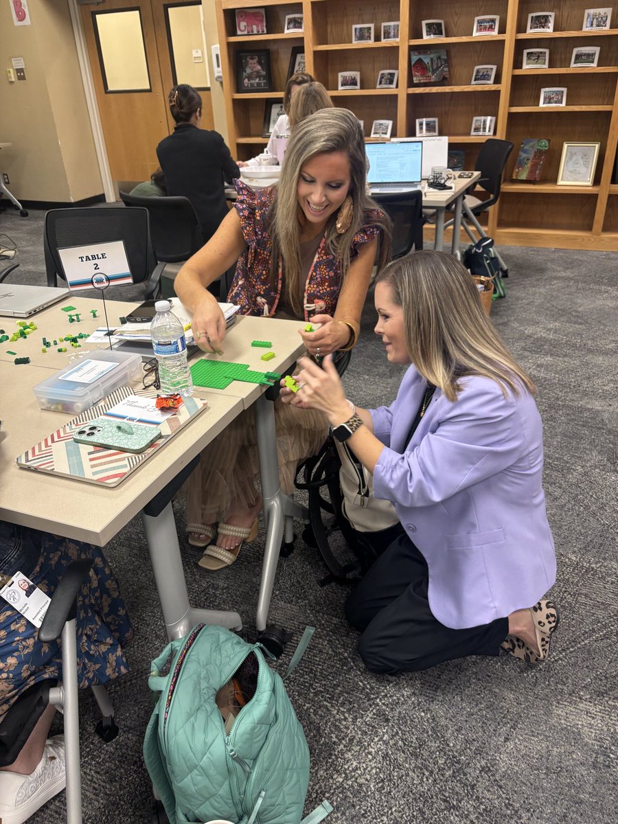 jeaton426's tweet image. Clarity drives impact! Our @ProsperISD assistant principals collaborated today around the importance of clear systems that support strong leadership and smooth operations. 💚 #ProsperISD #LeadershipInAction