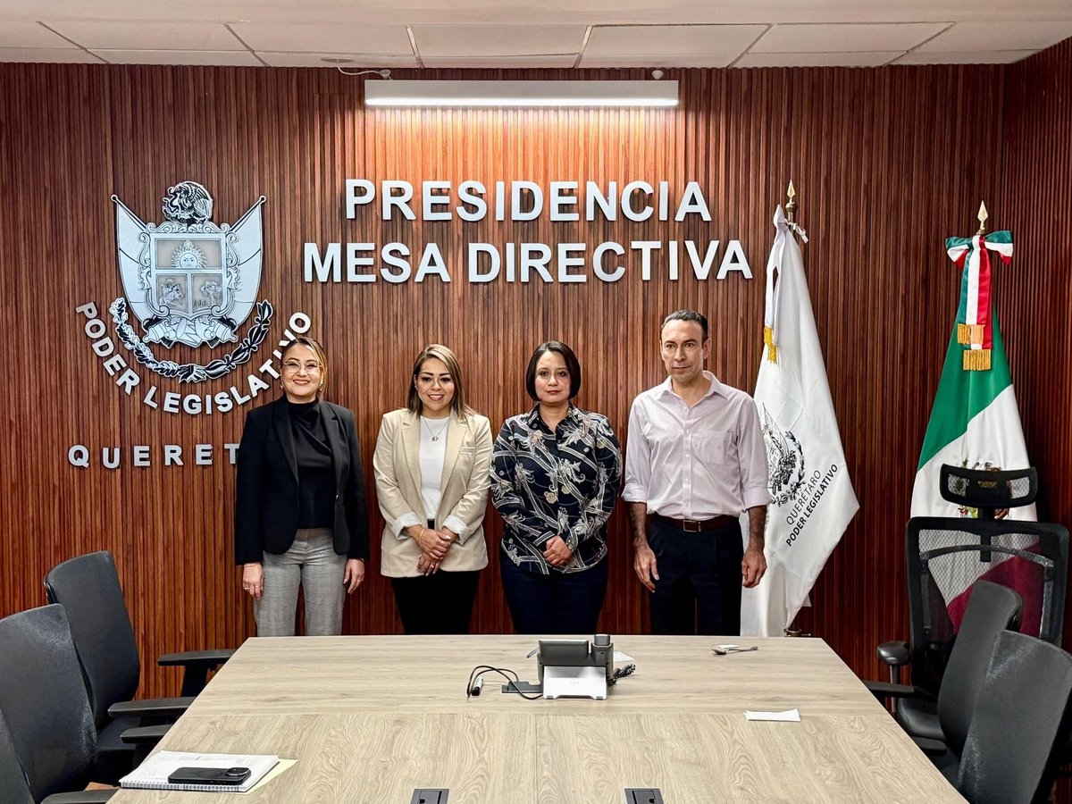 Se instala la Mesa Directiva del Congreso del Estado de Querétaro.

Hoy 7 de octubre, las y los diputados instalaron la Mesa Directiva electa el pasado 1 de octubre en la sesión nocturna, con el respaldo de la mayoría legislativa.

#Transformación #LegislaturaQuerétaro  #morena