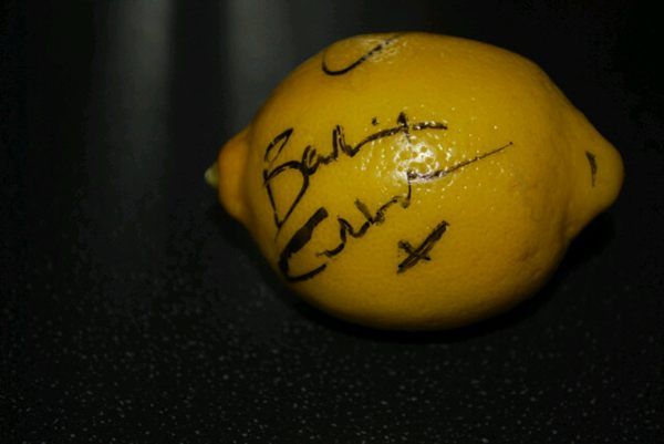 sapw's tweet image. Happy #nationalfruitatworkday #BenedictCumberbatch #MartinCrieff Cabin Pressure The Lemon is in Play!