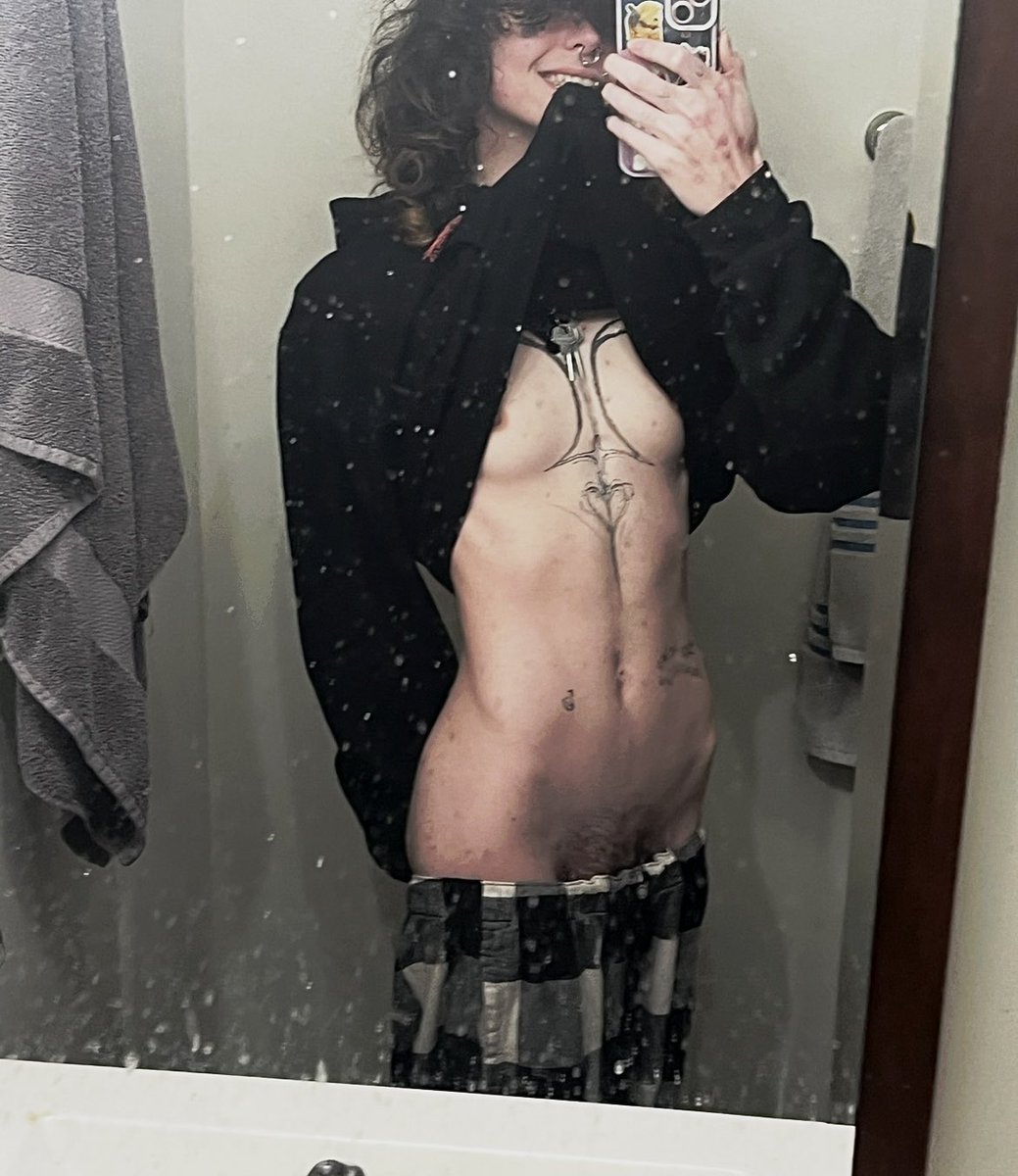 ｡°‧𖦹｡DANNY｡𖦹°‧｡🐾🐩 tweet media