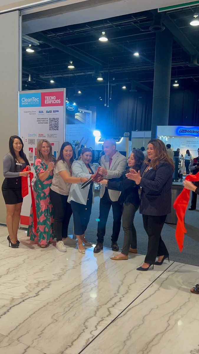 ConstruyendoyC's tweet photo. 💥 ¡Ya estamos en la Expo CleanTec Show Americas & TecnoEdificios 2025!
📍 WTC CDMX – Salón Maya 3
🗓️ 7 y 8 de octubre
Ven a conocer a Fundación Construyendo y Creciendo y descubre cómo transformamos vidas a través de la educación en los espacios de trabajo 🧱✨
#CleanTecShow https://t.co/QQ1kPGcNfv