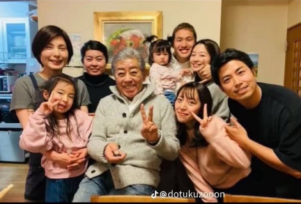 岩屋、岩屋家族
天誅を