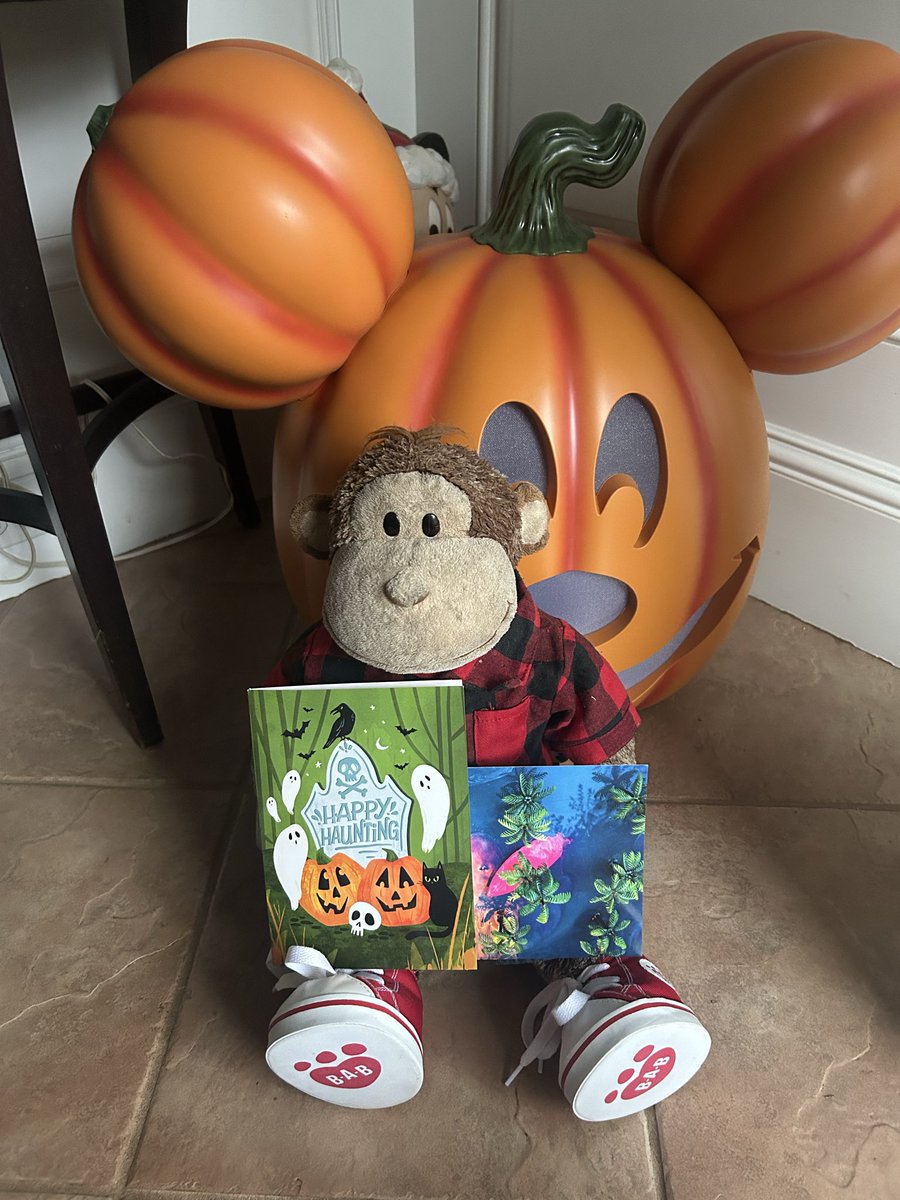 Thank you <a href="/EVILGNOMEHORROR/">twistedcryptid</a> for the amazing card and post card!!!  Keep up the great videos on YouTube!!!