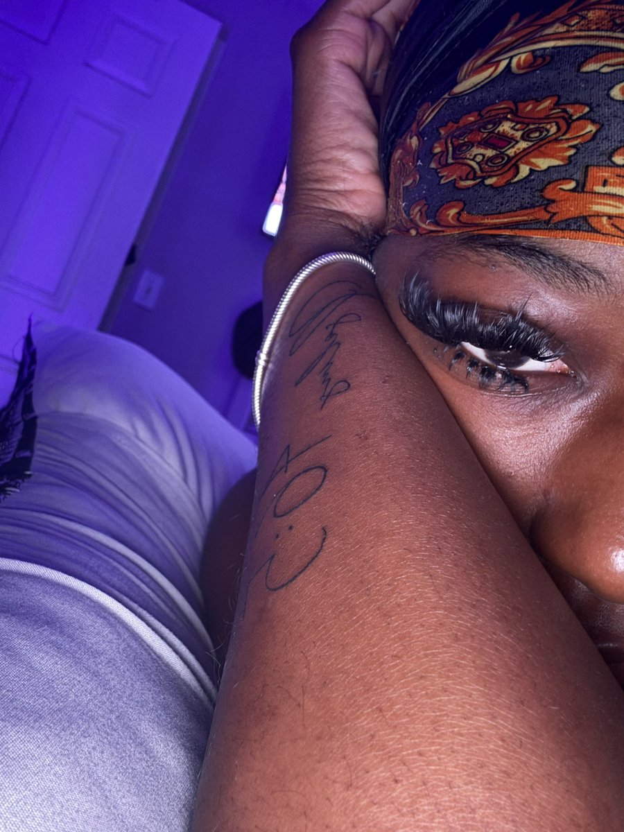 chocolate babeee (@moreofchee) on Twitter photo 