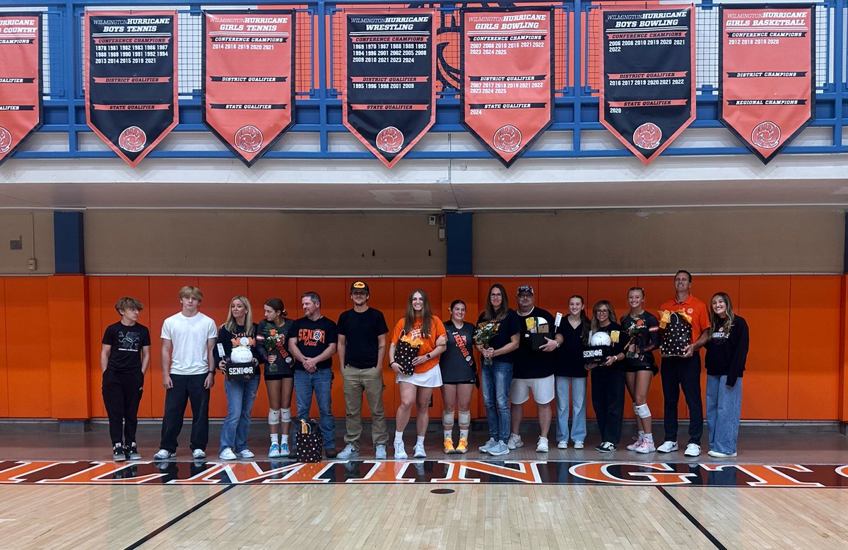 Thank you to our three senior volleyball players!
Lauren, Lilly, and Anna!