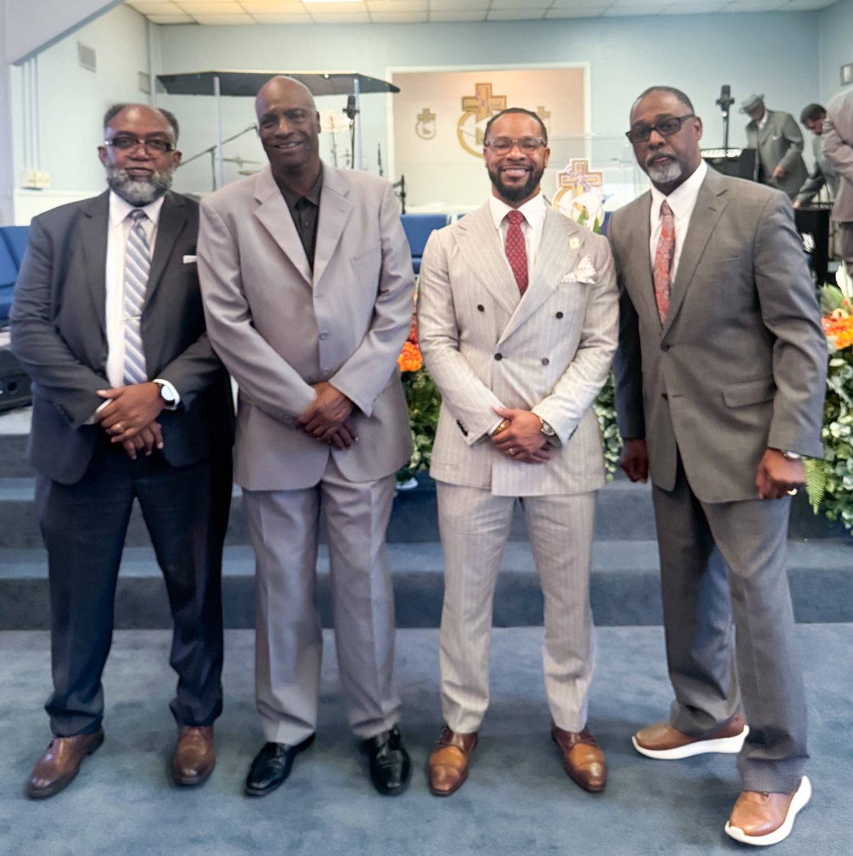 “As iron sharpens iron, so one person sharpens another.” — Proverbs 27:17

Grateful to stand among men committed to faith, service, and purpose. Together, we sharpen one another to lead and serve stronger.

#100MenInGray