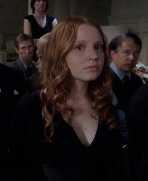 vnplmr's tweet photo. she just can't stop looking fine af even at literal funerals https://t.co/oa4LJ0SCOg