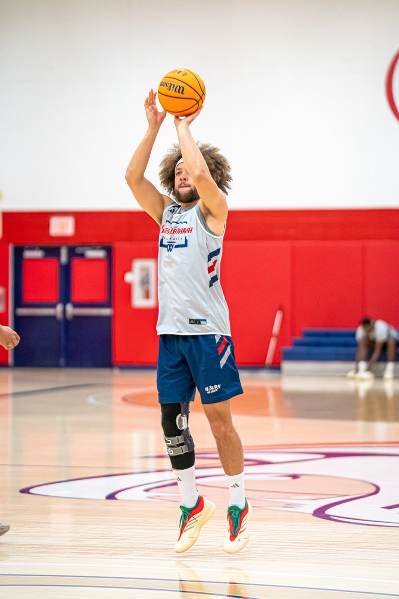 SouthAlabamaMBB's tweet image. Getting after it 👊

#LSF | #BurnTheBoats