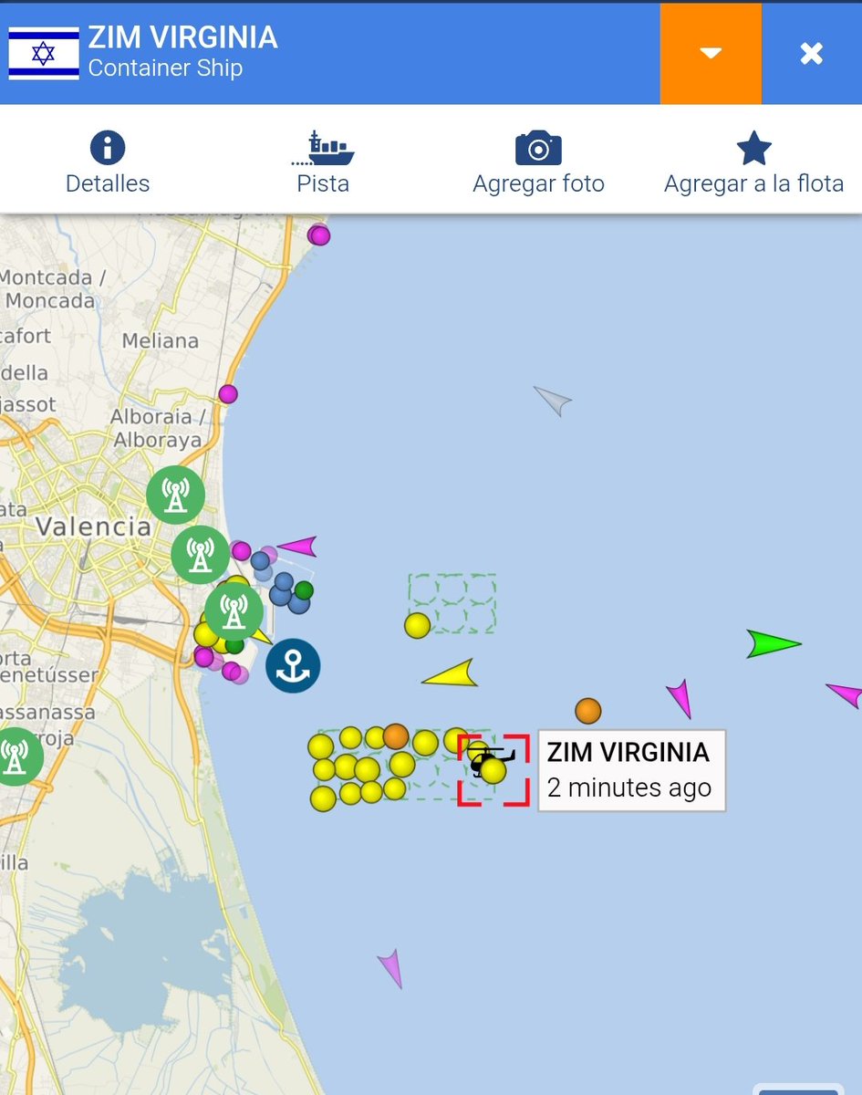 Molt de Reial Decret i molt de fer-nos creure que s'ha aprovat un embargament, xo davant del port de València tenim un vaixell israelià que ve de descarregar material de guerra que fa possible el genocidi.