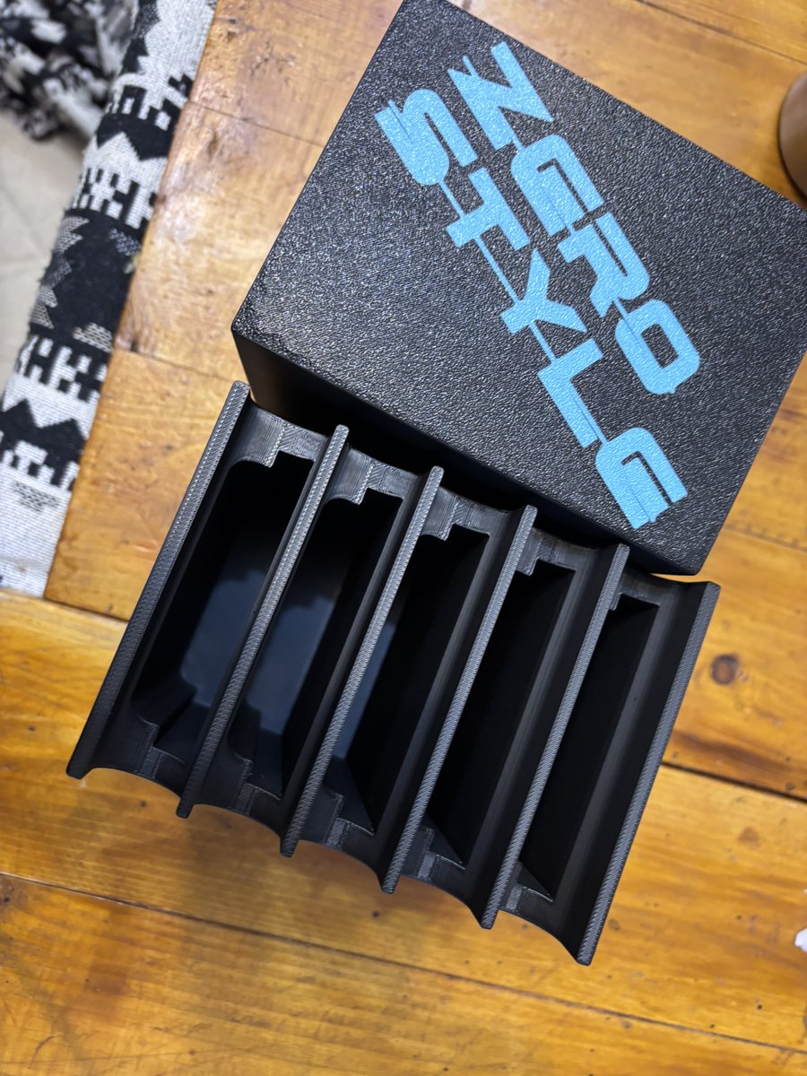 キクチさん、ケン坊さん

ゼロスタ杯オリジナル景品の提供有難う御座います☺️