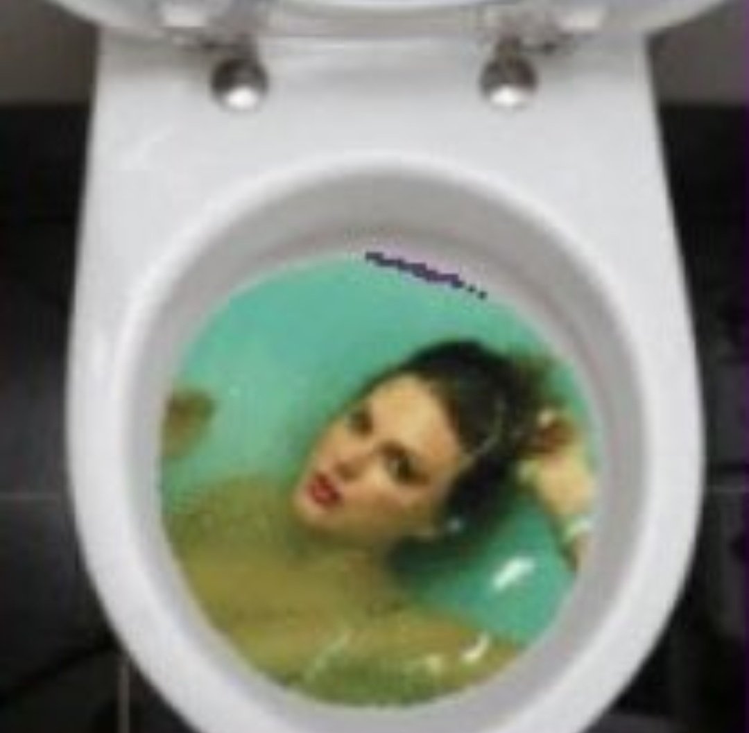 Tenho dó dos meus colegas de estágio pq às vezes bate um silêncio e só dá pra me ouvir mastigando chiclete alto que nem uma vaca gorda pastando