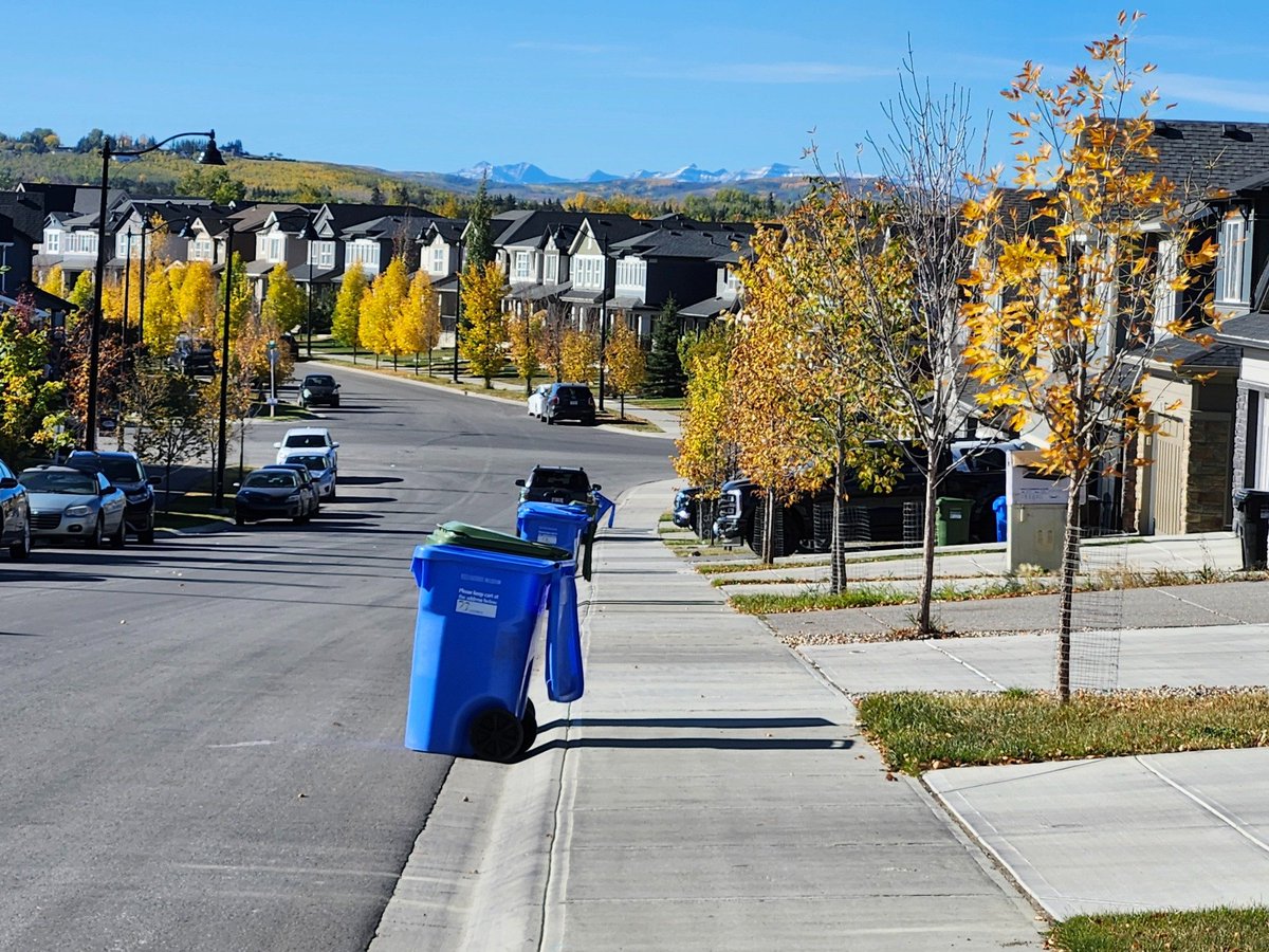 WalkingCalgary's tweet image. Today&apos;s picturesque moments from #Legacy.

#Calgary  #yyc