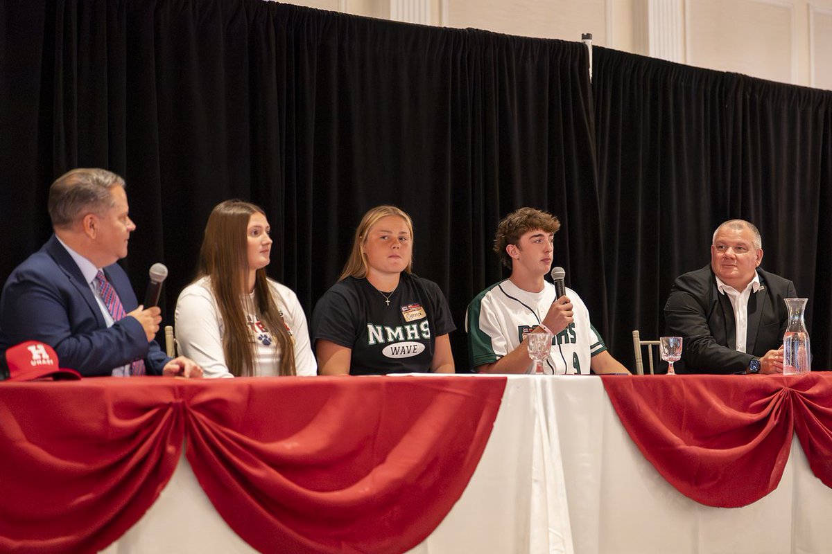 NorwalkBearsAD's tweet image. We are honored to be one of 28 schools to earn a Michaels Jewelers Achievement Cup! Great job by our own Gavin Chakar, speaking on  being a great teammate! #bearpride #ciacsports