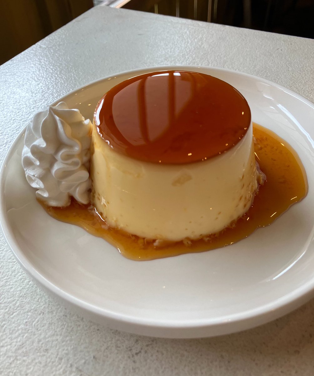 本日の日替わりスイーツは「プリン 270円」です⭐️ 

本日も11時より開店いたします🍛 
皆様のご来店を心よりお待ちしております🙇‍♀️